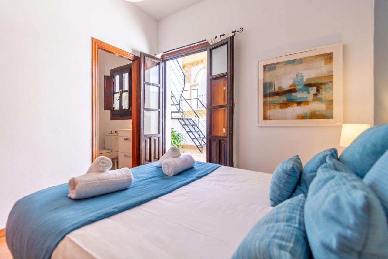 Abades Giralda Deluxe By Valcambre Διαμέρισμα Σεβίλλη Εξωτερικό φωτογραφία